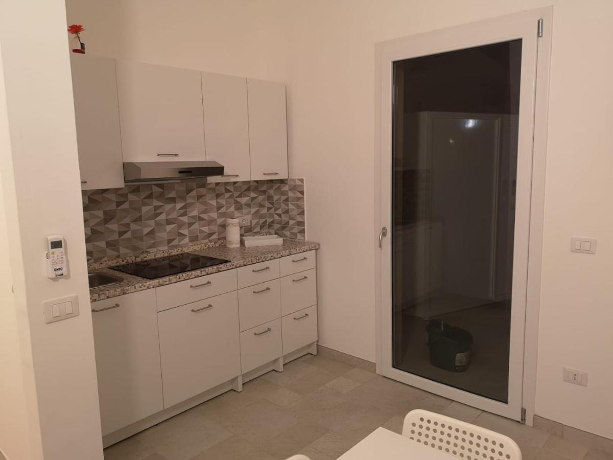 فيلا ليبورانوفي Casa Vacanze Granieri المظهر الخارجي الصورة