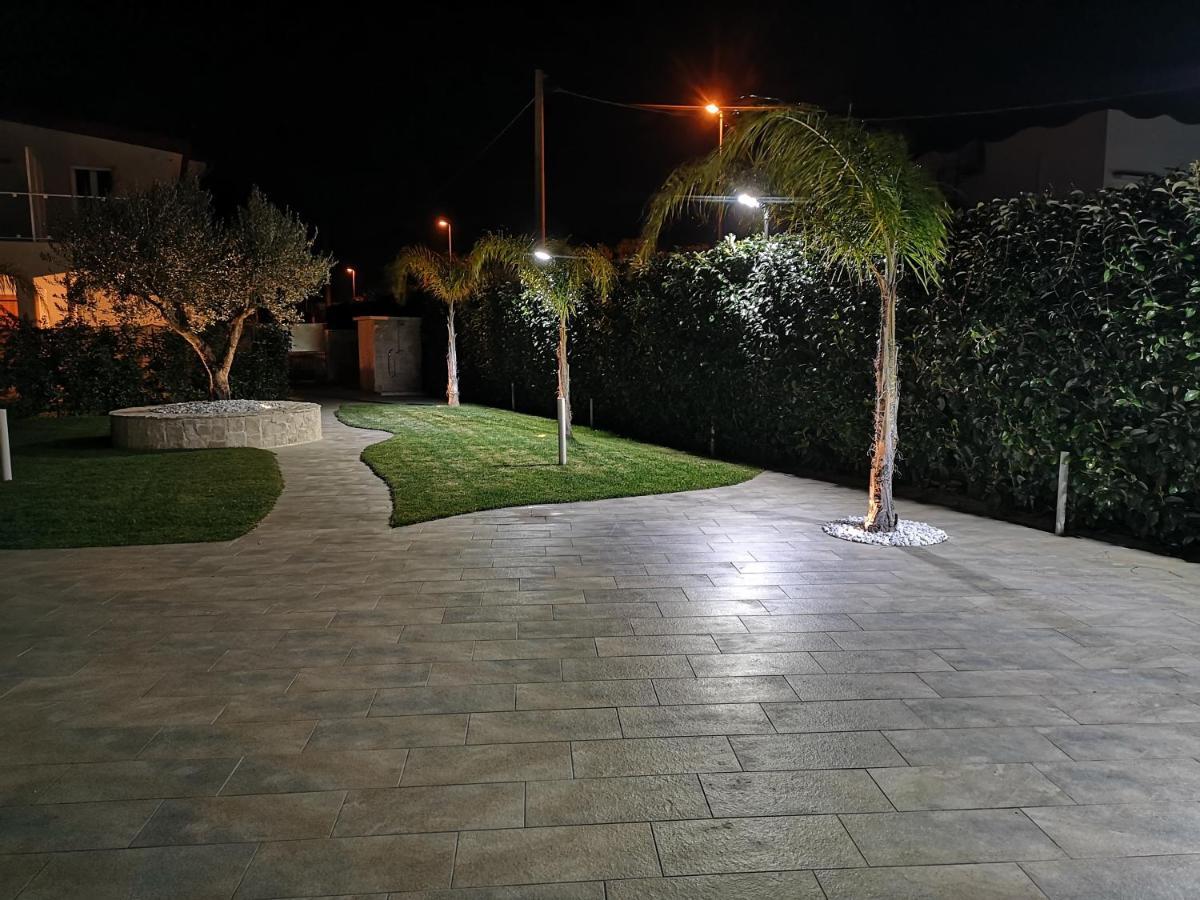 فيلا ليبورانوفي Casa Vacanze Granieri المظهر الخارجي الصورة