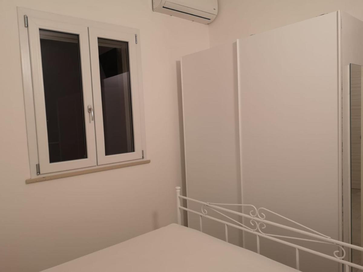 فيلا ليبورانوفي Casa Vacanze Granieri المظهر الخارجي الصورة