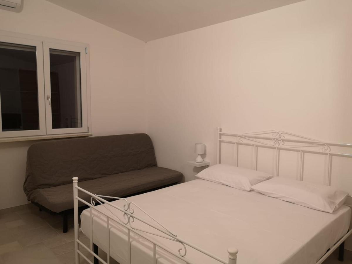 فيلا ليبورانوفي Casa Vacanze Granieri المظهر الخارجي الصورة