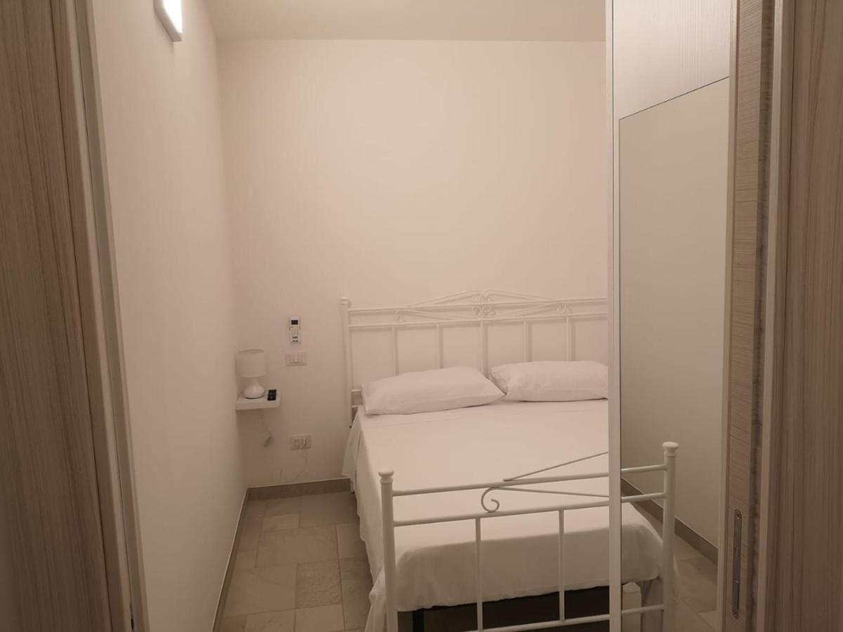 فيلا ليبورانوفي Casa Vacanze Granieri المظهر الخارجي الصورة